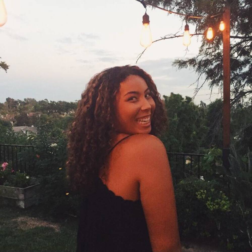 Meet your Posher, Malia